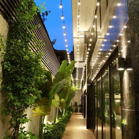 Gardenia Bich Cau Aparthotel Hanoi Exteriör bild